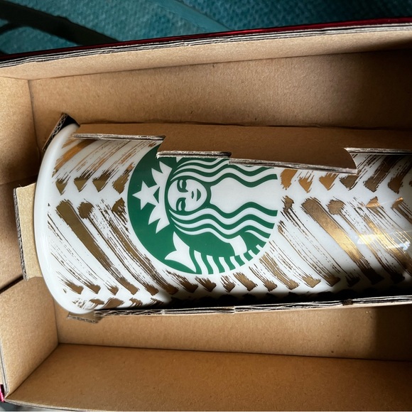 Starbucks mug - Picture 2 of 5